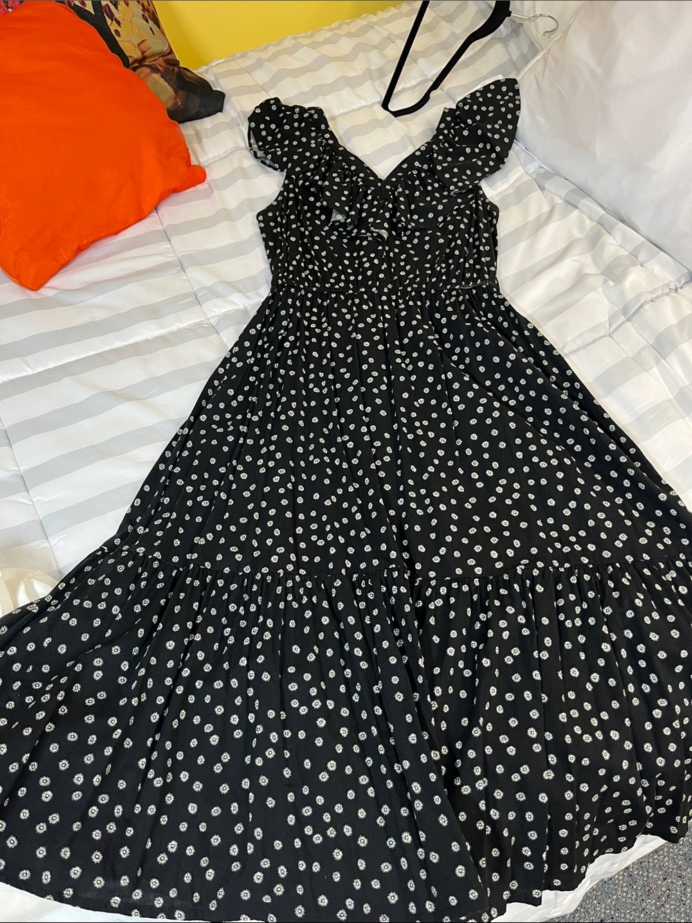 Banana Republic Factory size S black and white summer dress